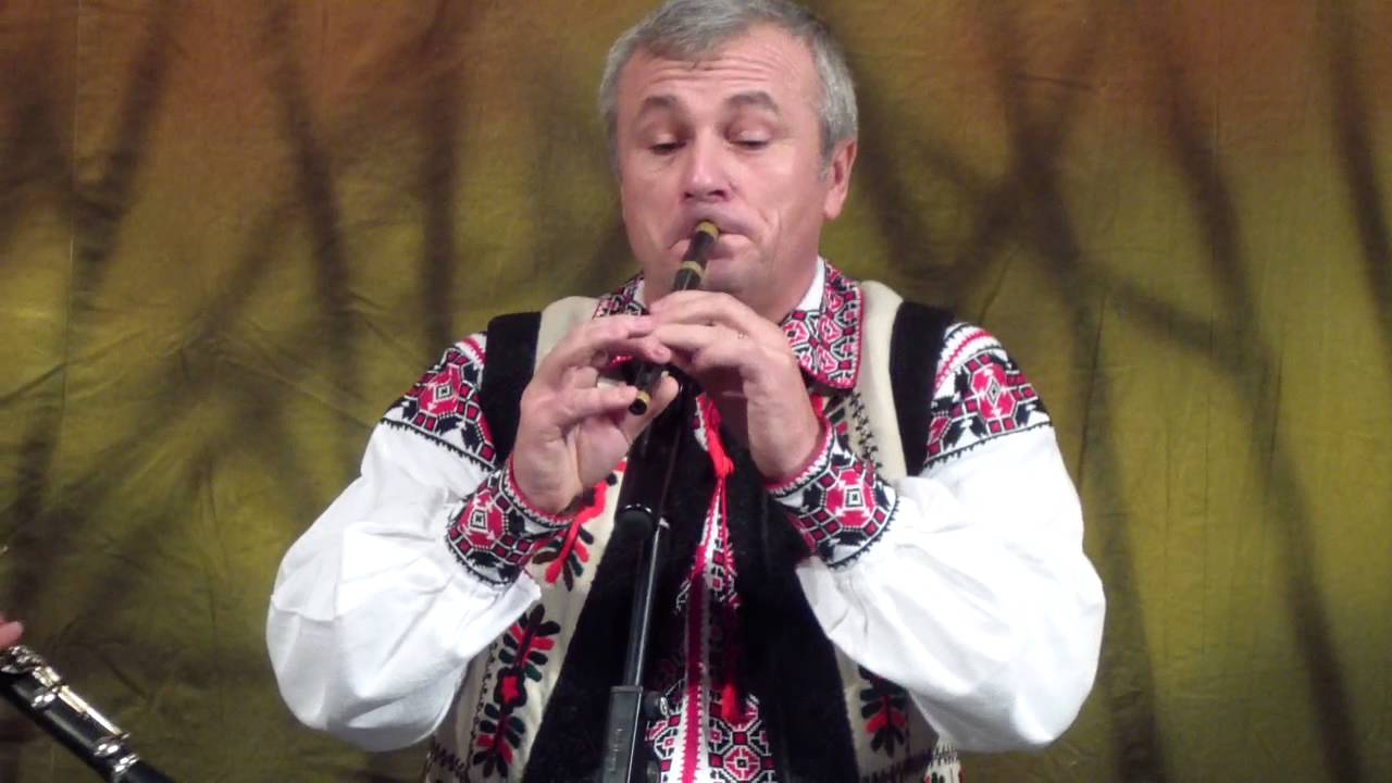 Valentin Popa fluier hora si batuta