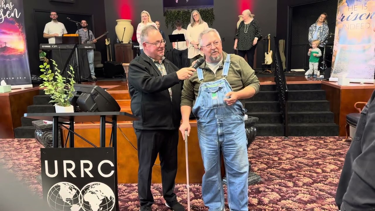 Wessel du Bruyn - Supernatural Miracle. This man’s leg was scheduled to be amputated.WATCH