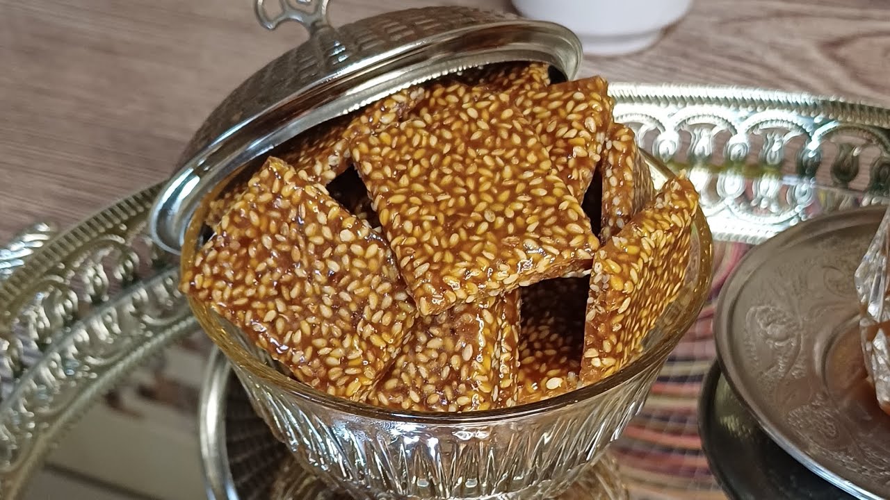 حلوى الجلجلان مع كويس تاي بنة ذوق تحصل 👌😋