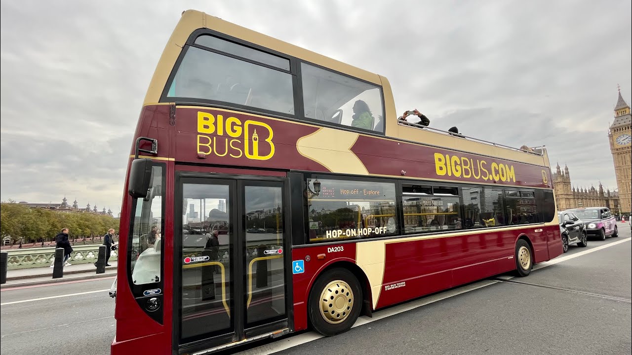 Red Route - Big Bus Tours - London Hop On Hop Off Day Tour - London, England