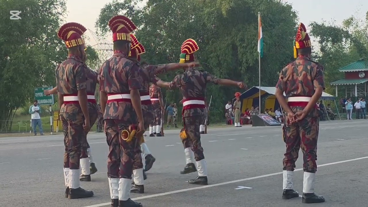 🇧🇩🤝🇮🇳 বাংলাবান্ধা যৌথ প্যারেড | Bangladesh–India Joint Retreat Parade.