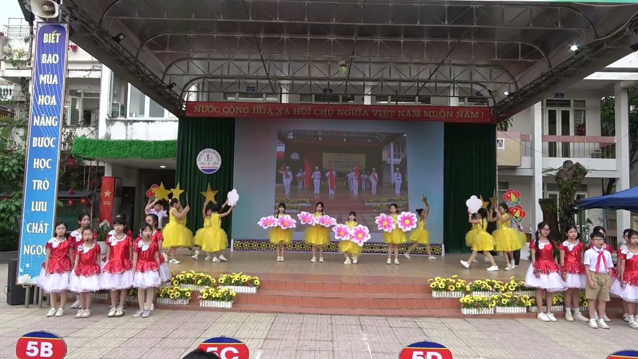 LK: Em là Mầm non của Đảng