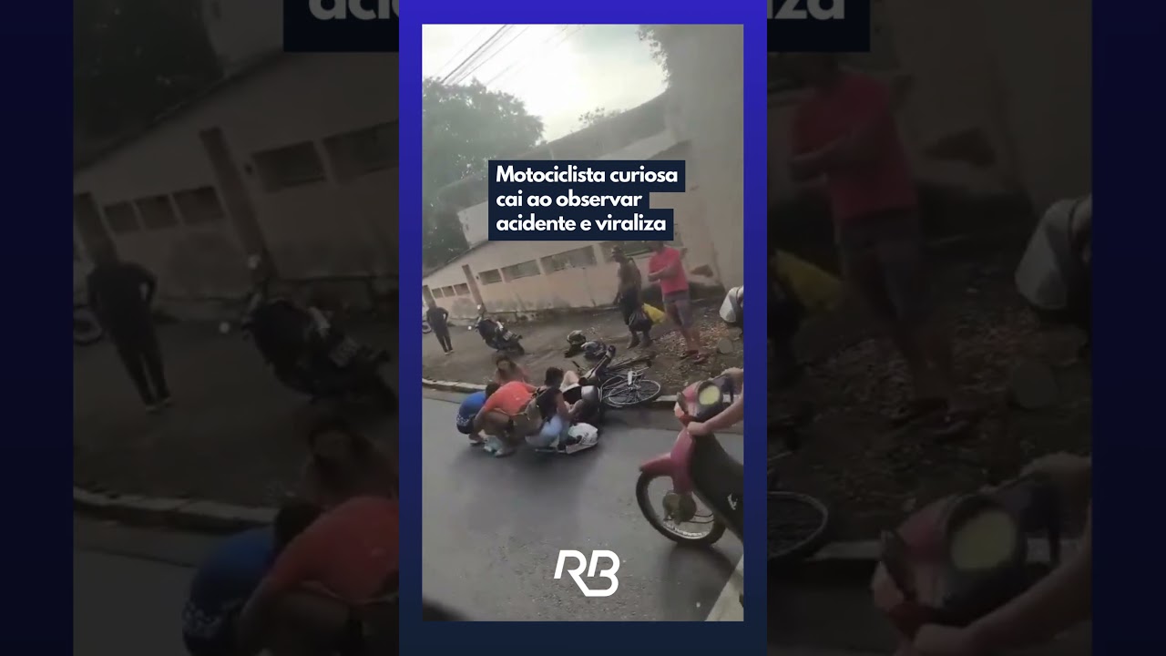 Motociclista curiosa cai ao observar acidente e viraliza