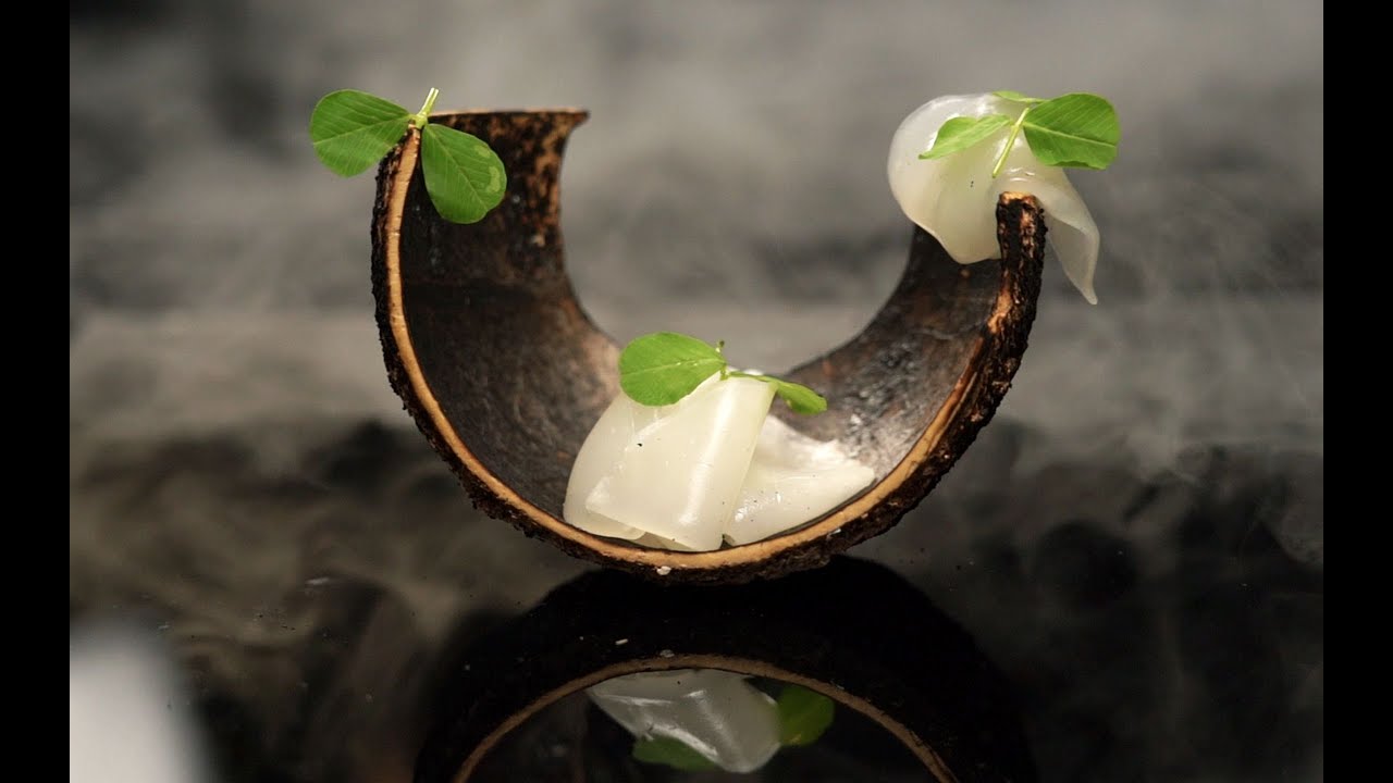 鬼斧天工！100%椰子做的饺子 Chinese dumplings made only with coconut