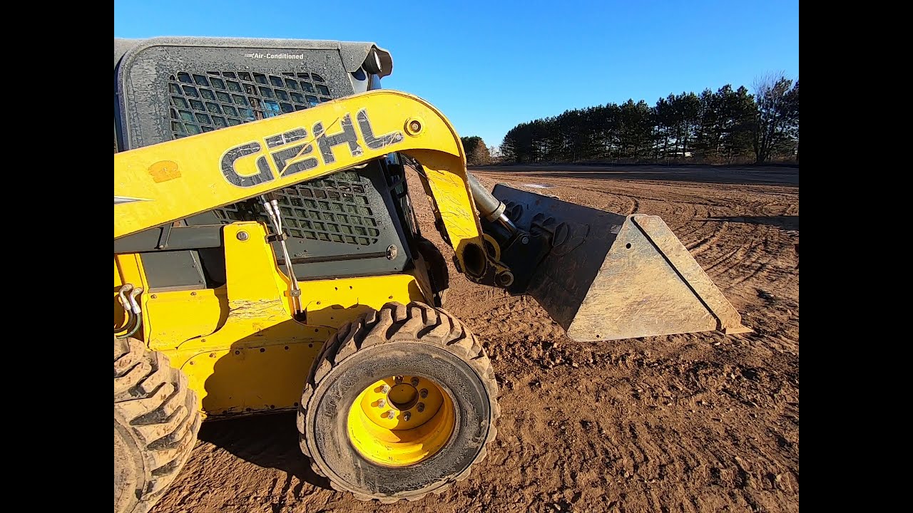 Gehl V400 Skid Steer Will Be Sold At Auction!