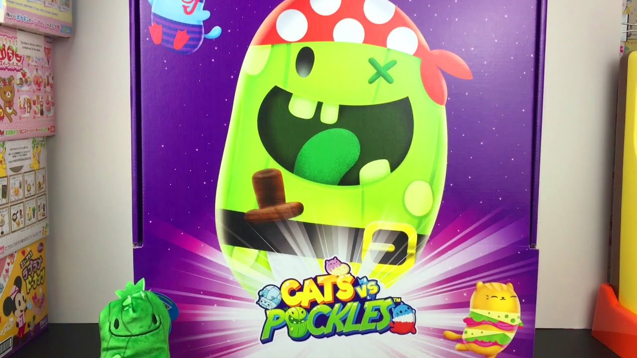 Cats Vs Pickles Blind Bags Holiday Purple Series Huggers & Jumbo Plush Unboxing