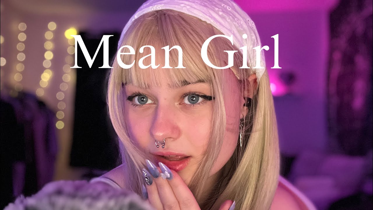ASMR mean girl does your makeup at sleepover (Roleplay) Gum Chewing