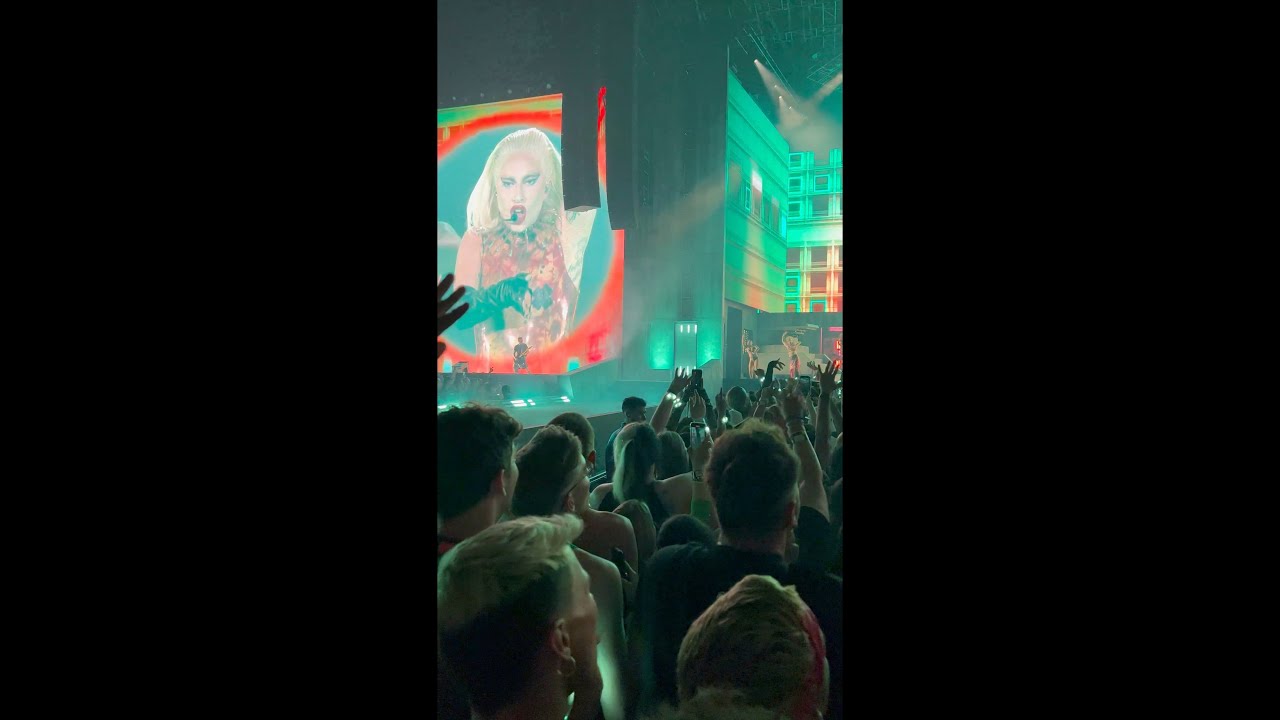 Lady Gaga - Replay (Live at the Chromatica Ball [Düsseldorf])