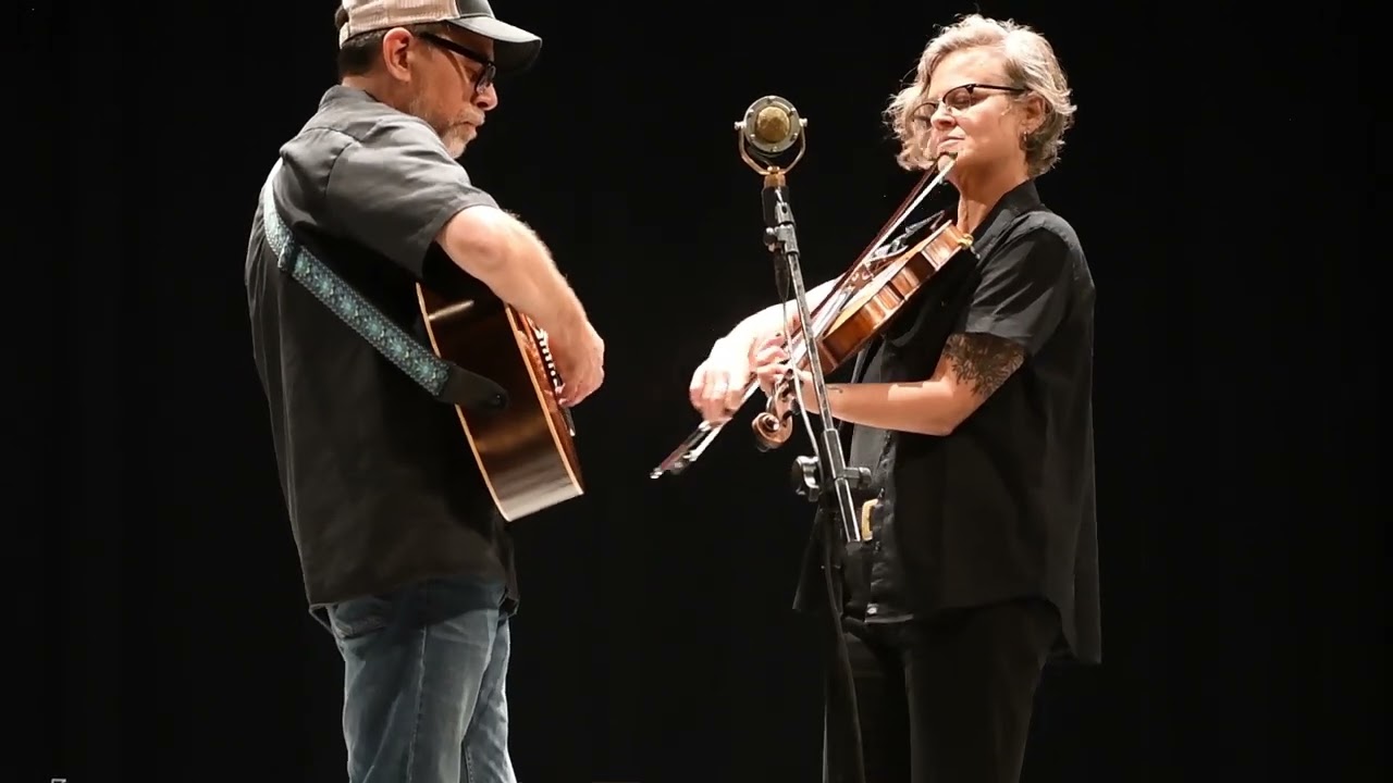 Dull Chisel - Howard Rains & Tricia Spencer - Mars Hill 2022