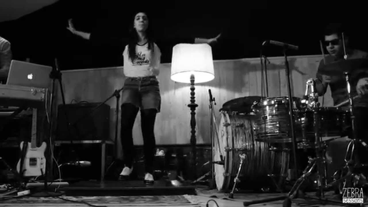 LES CRAZY COCONUTS - Myself