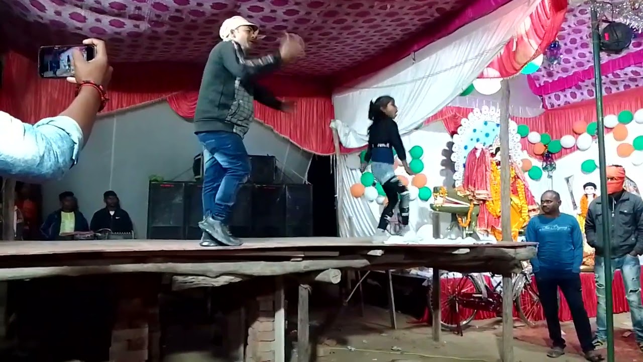 ritik bindas vs mahima Raj dance competition