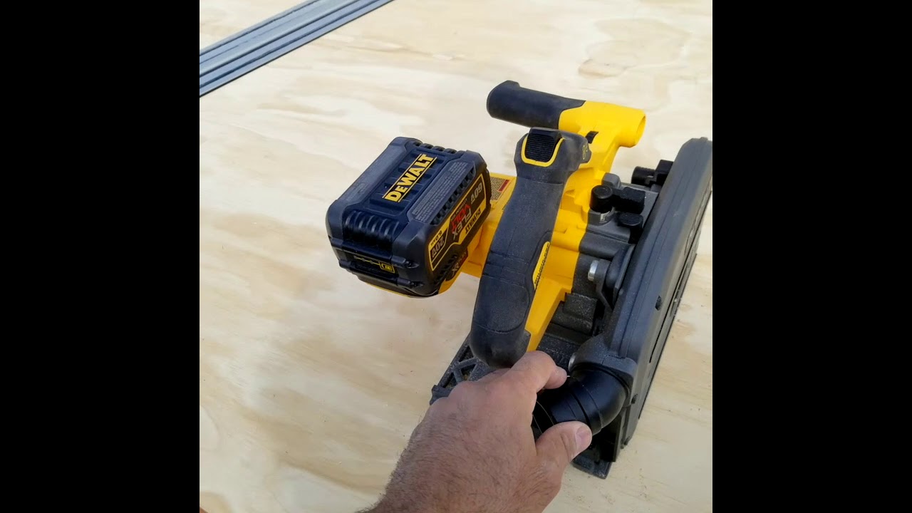 Serra de Trilho DeWalt