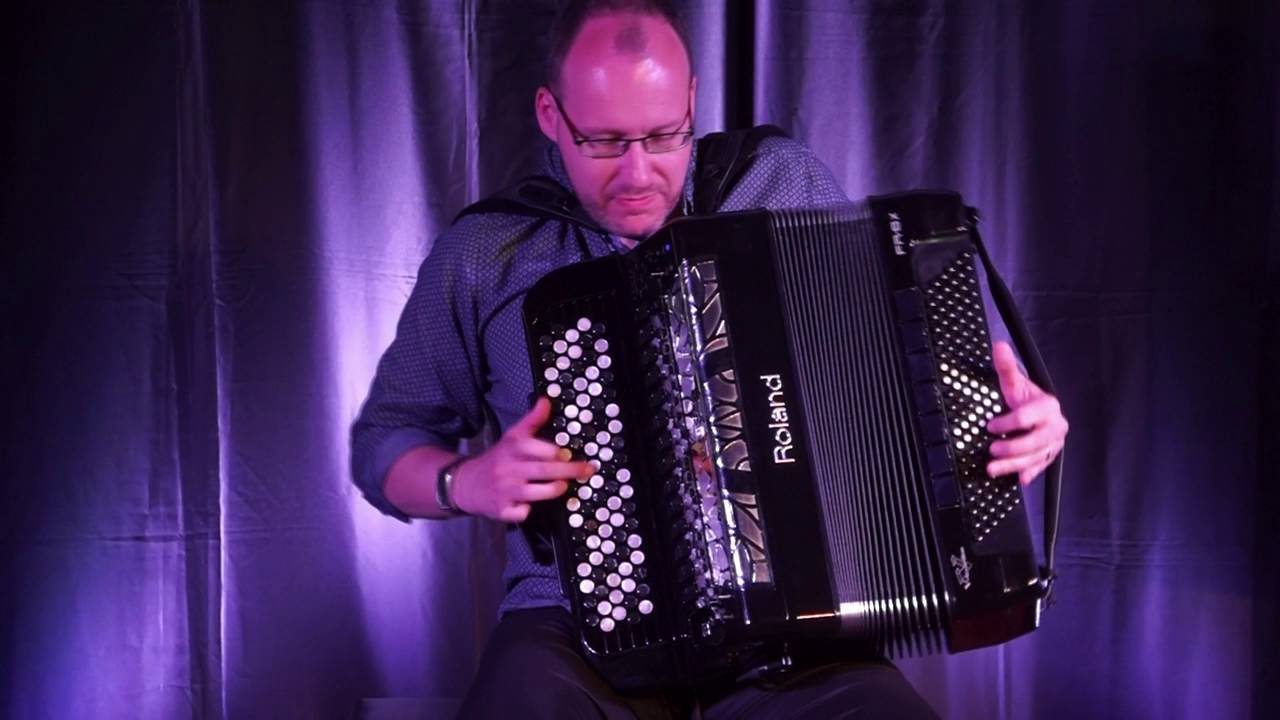 Ludovic Beier - Roland FR8XB Demo 02 bei www.lueschermusik.ch
