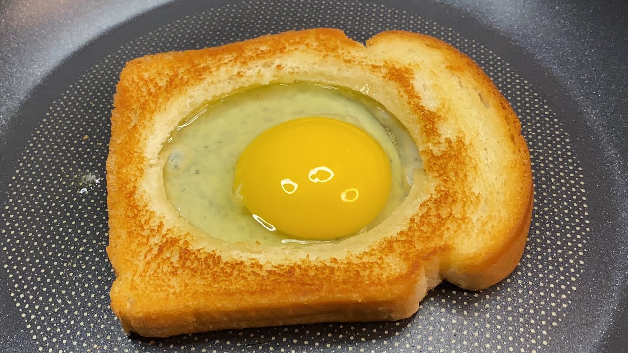 EASY BREAD HACKS | Egg in a Hole