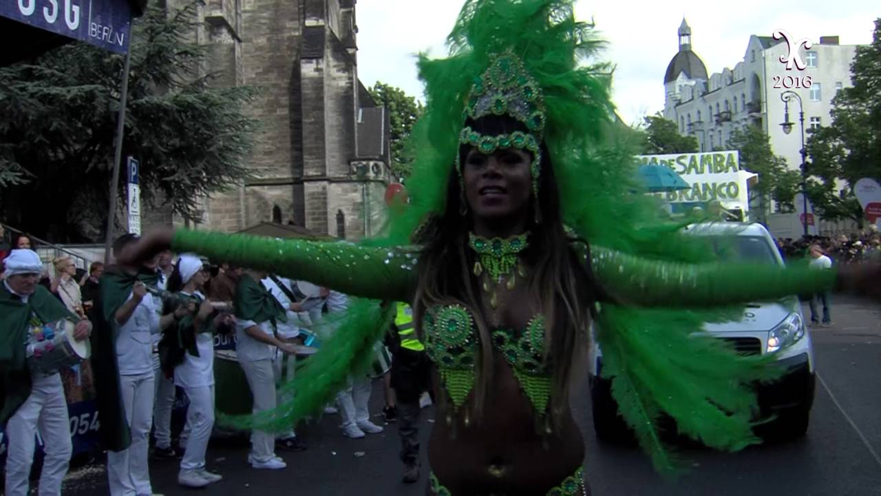 BATERIA DE SAMBA VERDE & BRANCO KdK Berlin 2016