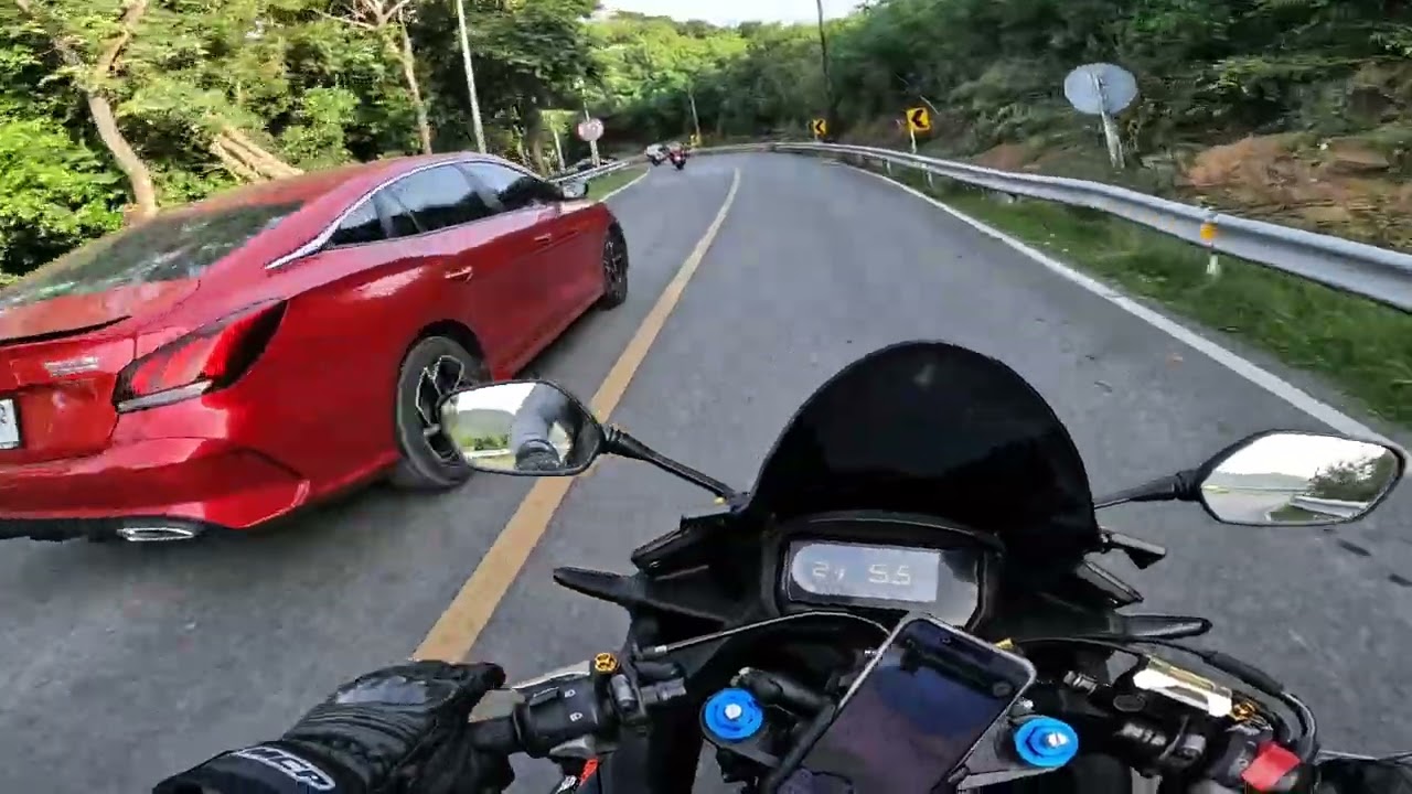 Honda CBR500R. Easy Ride in Phuket.