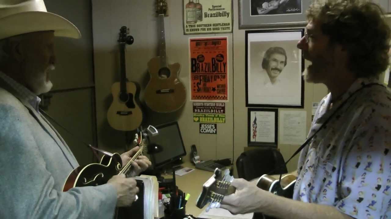 Doyle Lawson jams with Sam Bush at IBMA 2012