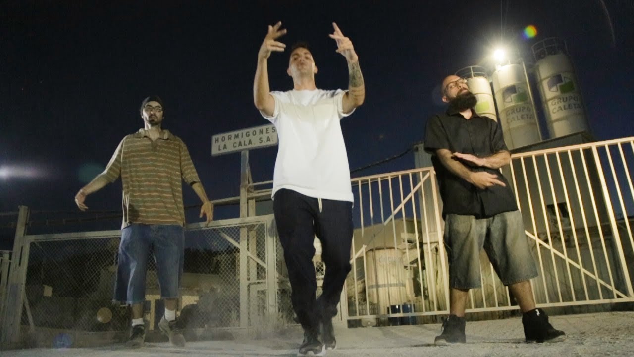 8. SHÉ - Dais asco (Con Bha & Santiuve) [Álbum TIEMPO]