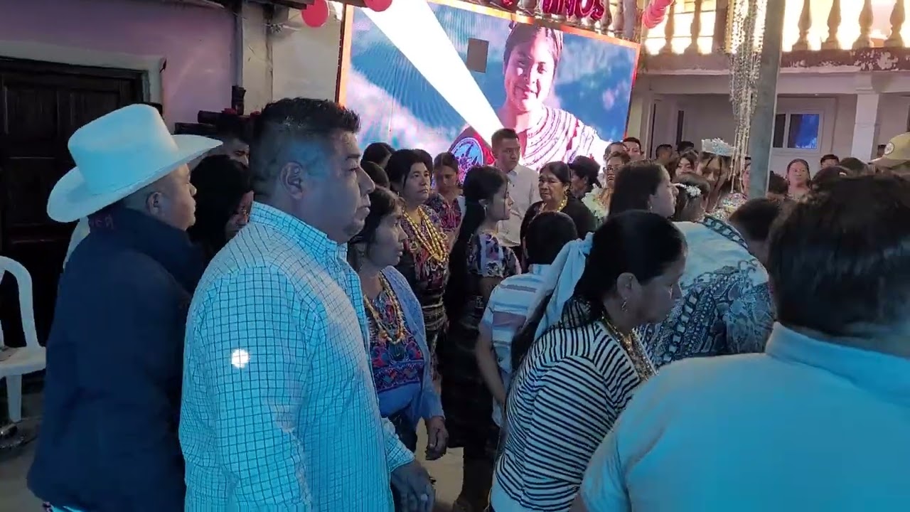 Snabanilteq Nacho Juarez con Maderas de mi Pueblo
