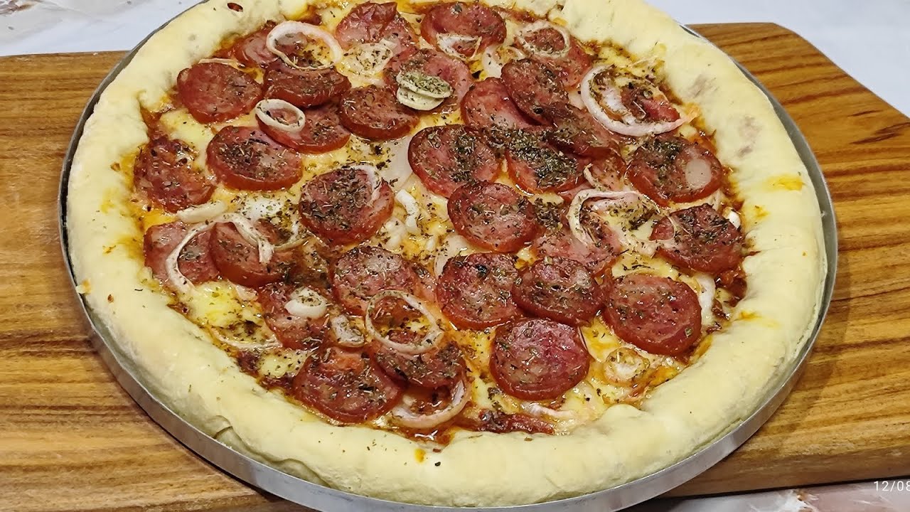 PIZZA CASEIRA DE CALABRESA| MELHOR QUE DELIVERY...