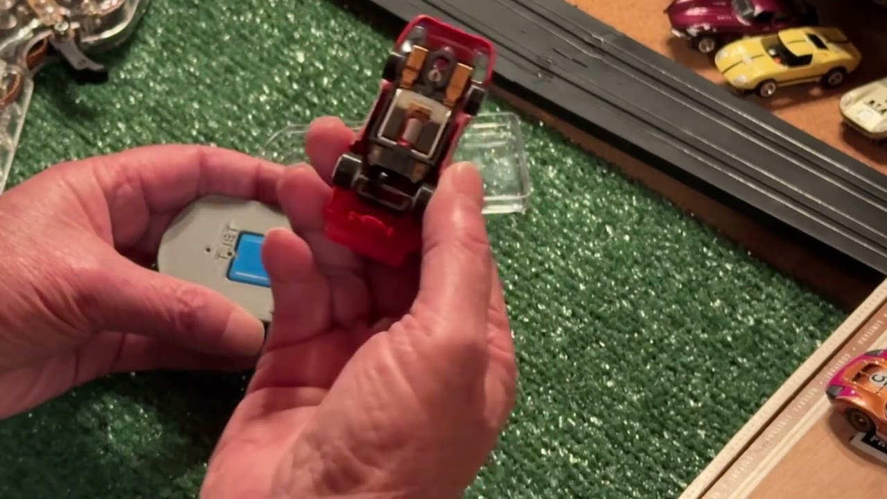 HO slot car track - Afx Giant raceway - using downforce meter