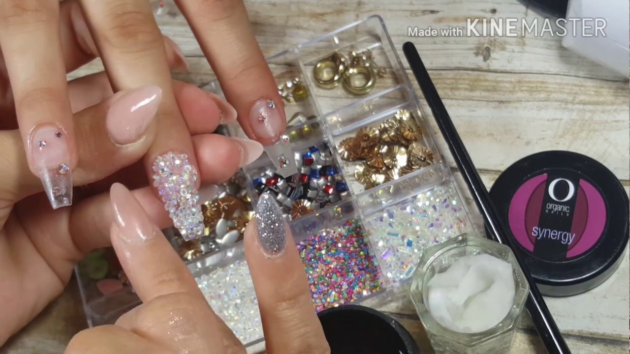 Explicación del pasó a pasó 💋/ Uñas Con pixie y como pegarlo