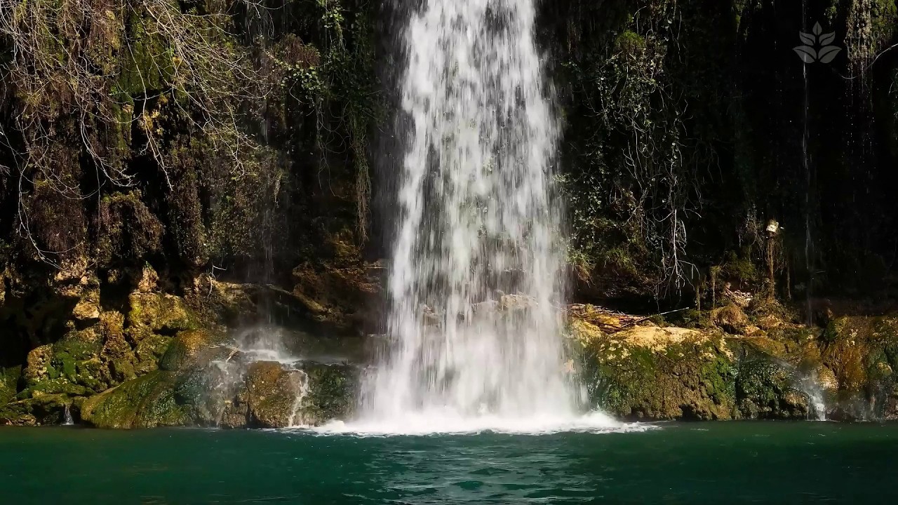 10 Hours of Mountain Waterfall into Turquoise Lake 💎 Deep White Noise for Sleep