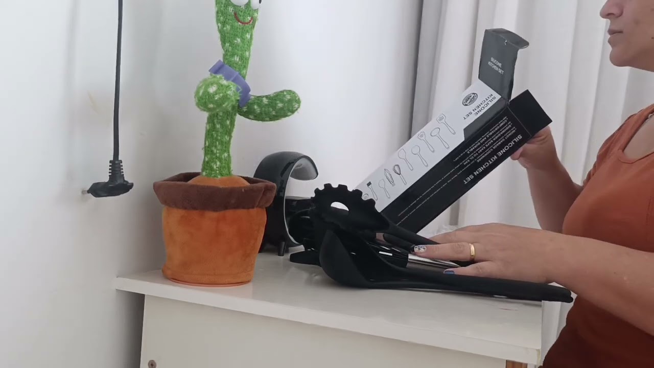 A colher de silicone que não risca suas panelas!