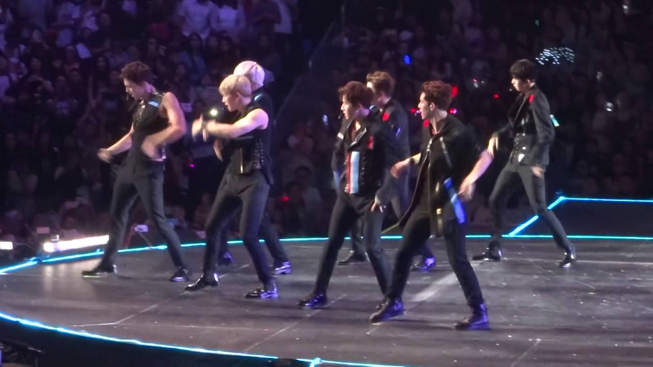 MONSTA X 