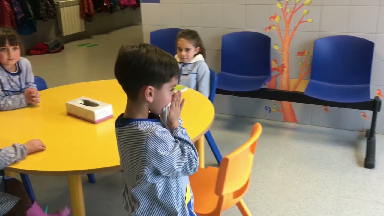 Escoles Verdes de Reus - Reciclar amb els alumnes d'Infantil de La Salle Reus