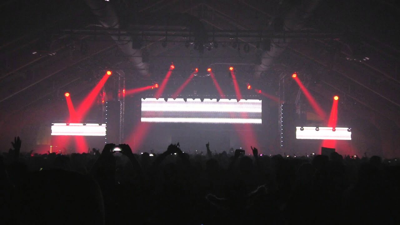 GESAFFELSTEIN - ALL ALEPH MEGA @ HARD DOTD 2015 - 11.1.2015