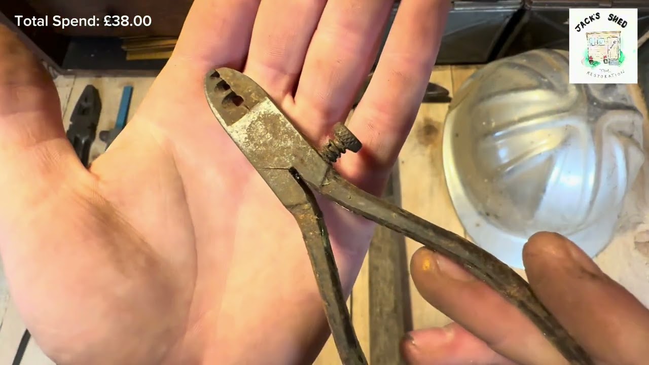 Double Carboot/ Fleamarket Tool Haul: Old Tools, Aluminium Helmet and More… 22/2/26