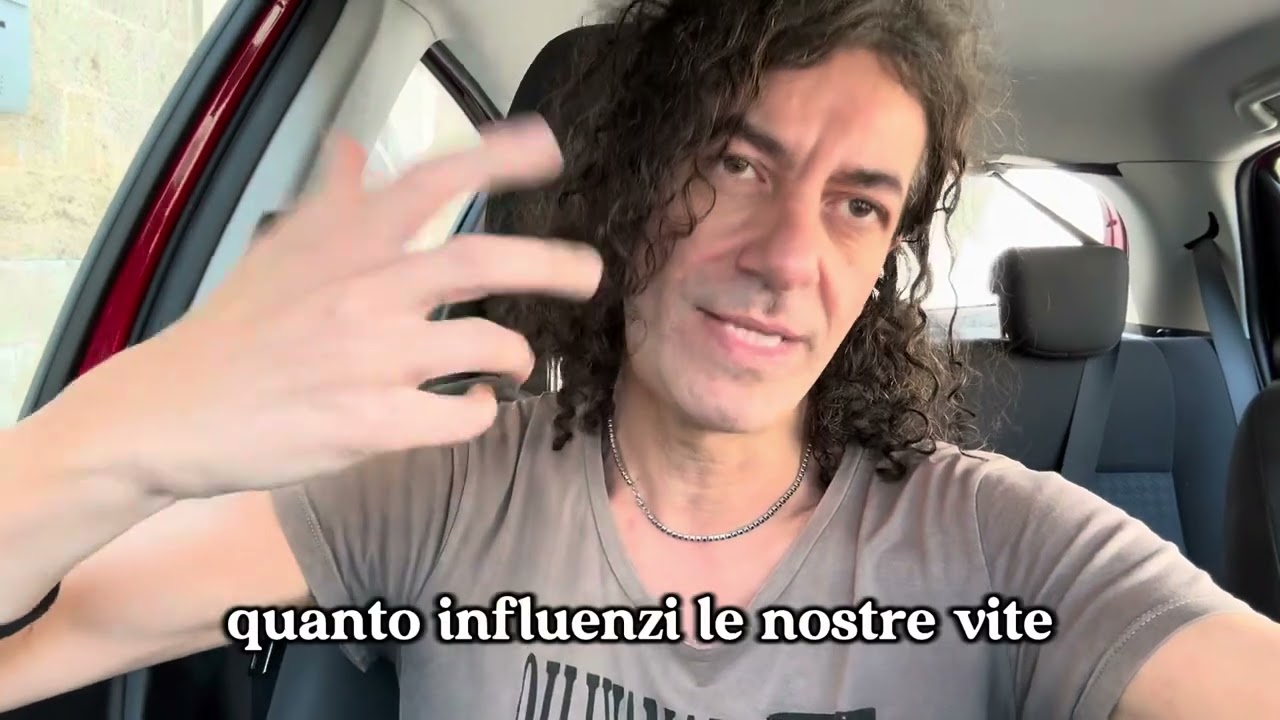 "La musica merita di essere la seconda lingua obbligatoria in tutte le scuole del mondo." 