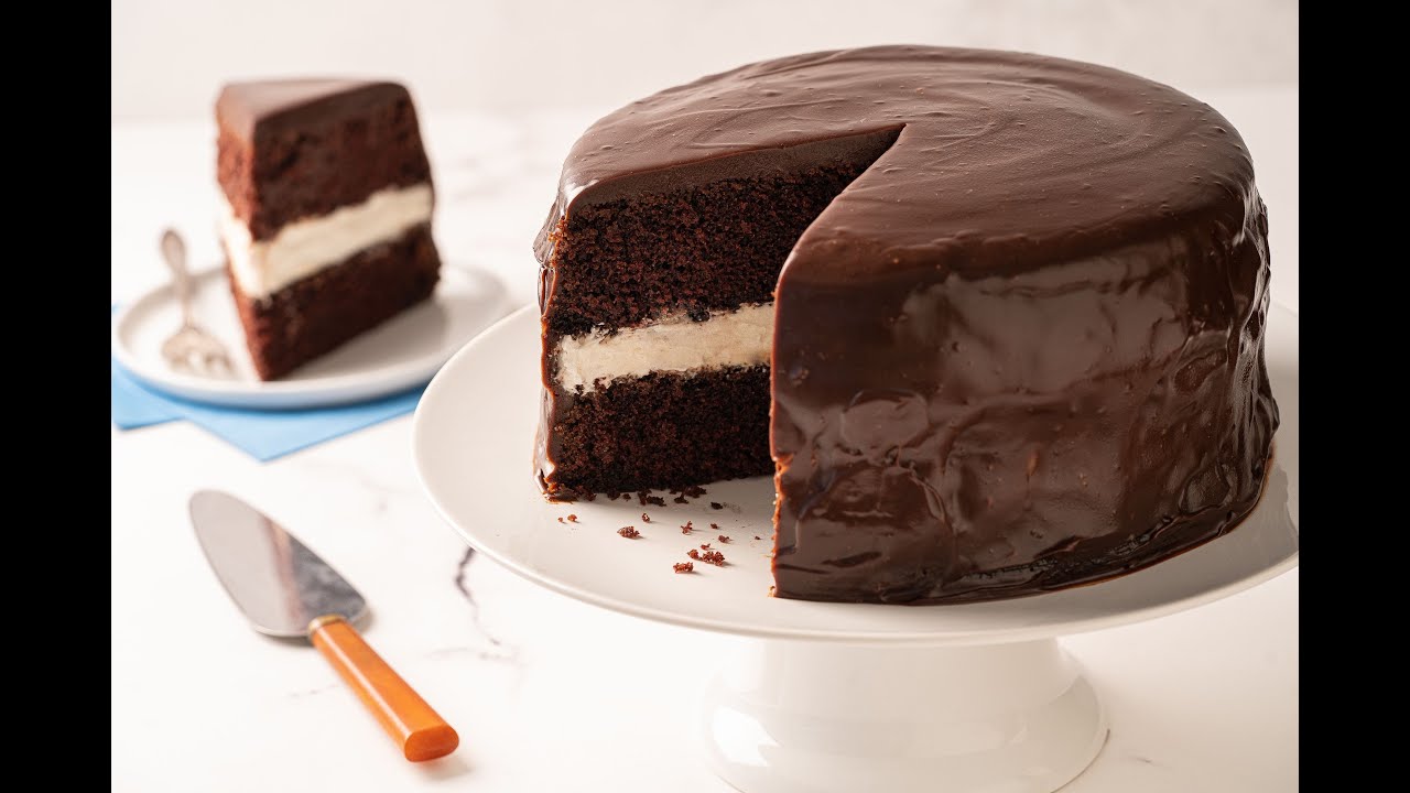 How To Make Chocolate Ding Dong Cake!  Dessert Recipes By HomeChef Recipes