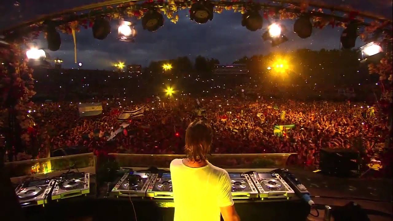 Tomorrowland 2013 - Axwell - Don't You Worry Child - Swedish House Mafia - live HD