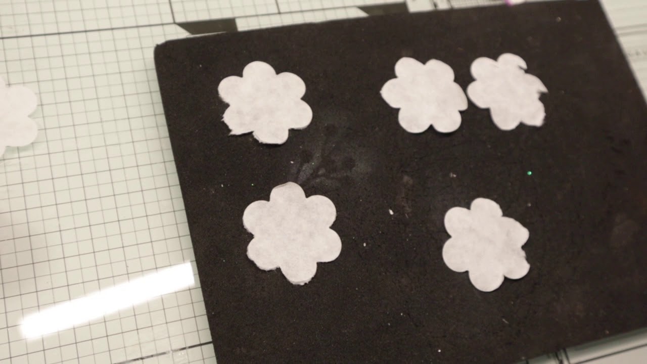 fleurs en papier , facile à faire 100 POUR CENT ACTION