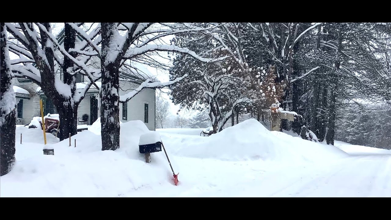 Sweeping the Barns / Winter at Tinker Brew Farms (Episode 3)