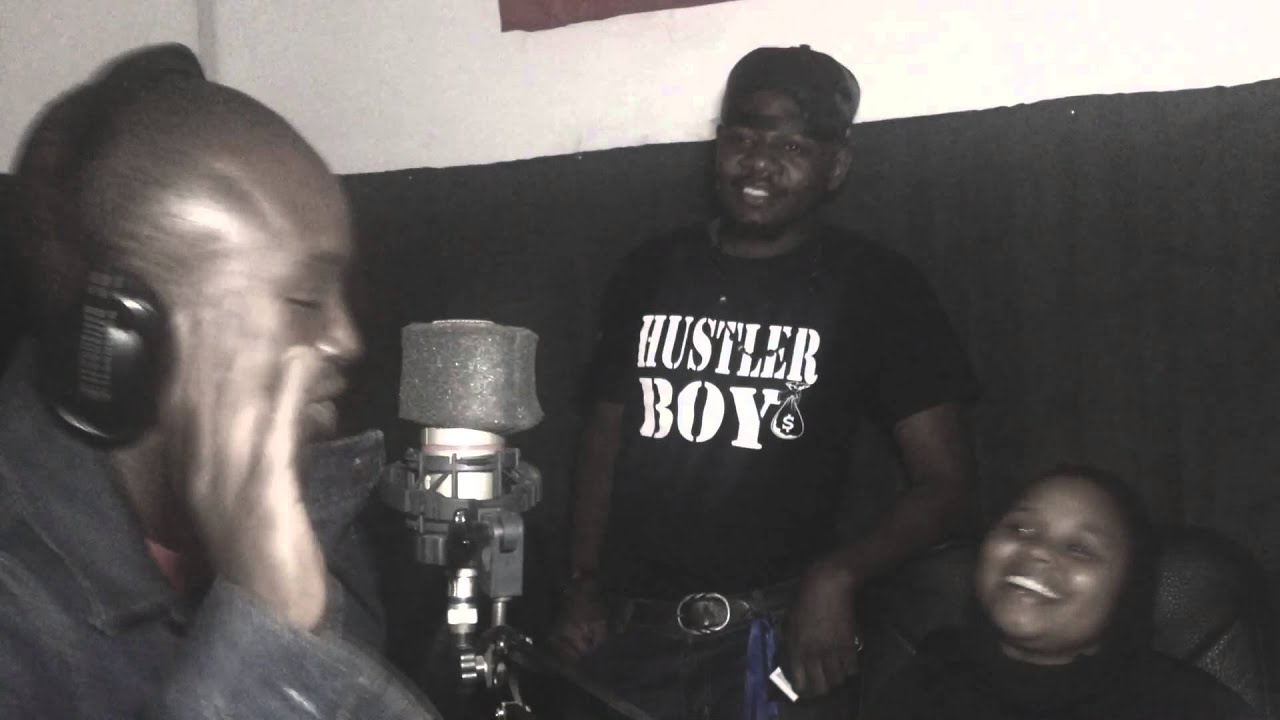 KiNGS,Toxic Man,Dj Hazzuu and Daz Naledge at Mambo Jambo Fm Arusha