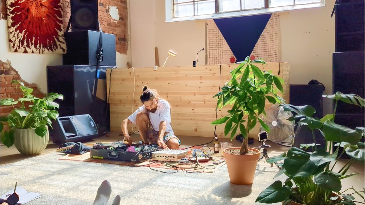 3h Live Ambient Set // Lyra 8, Elmyra 2, Volca Keys, Digitakt, Syntakt // R4 Space Helsinki