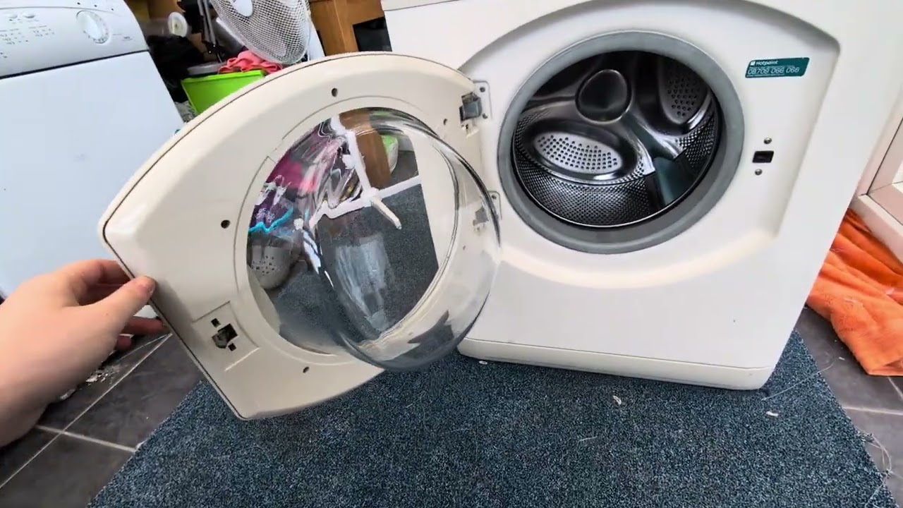 Hotpoint wf320 final moments in the laundry room!