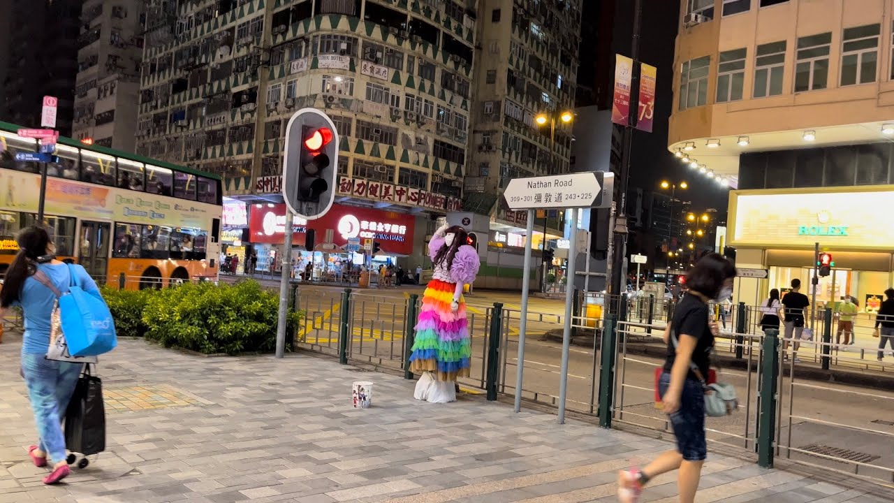 Hong Kong - Nathan Road at Night 🌗