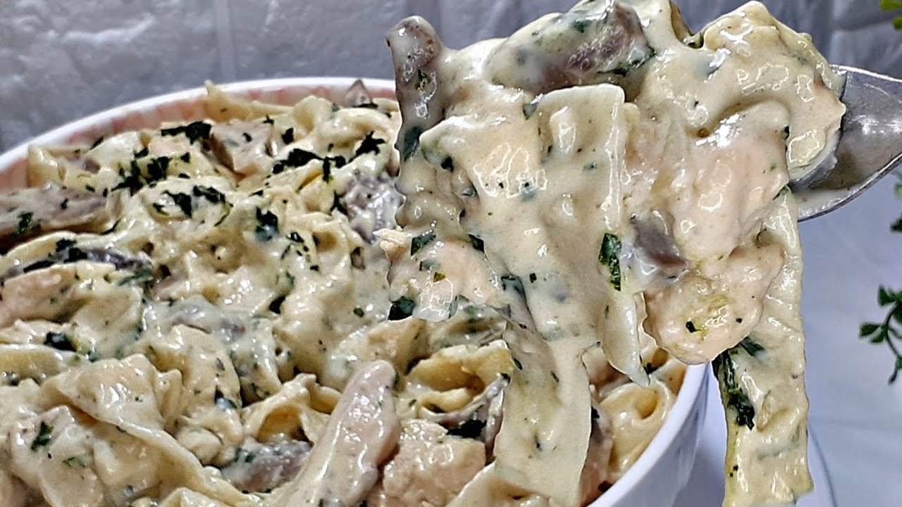 معكرونة (ليباط) بالصلصلة البيضاء بدون كريمة بإضافات تعطيها مذاق ألذ من المطاعم كتوجد في دقائق قليلة