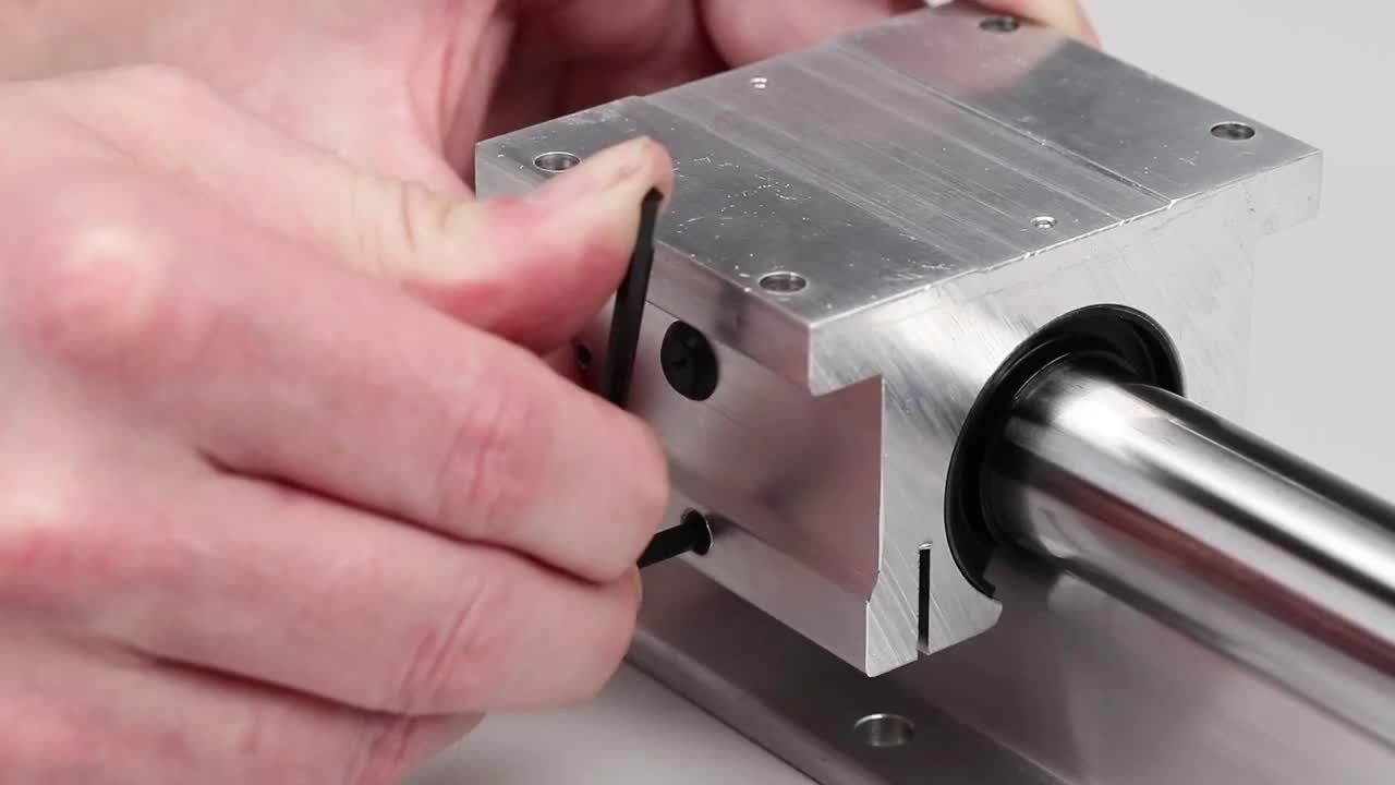 How to Use Adjustable Pillow Blocks to Optimize Precision