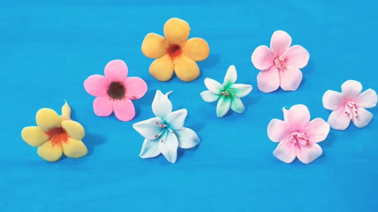 Aula De Biscuit: Como Fazer Flores de Biscuit