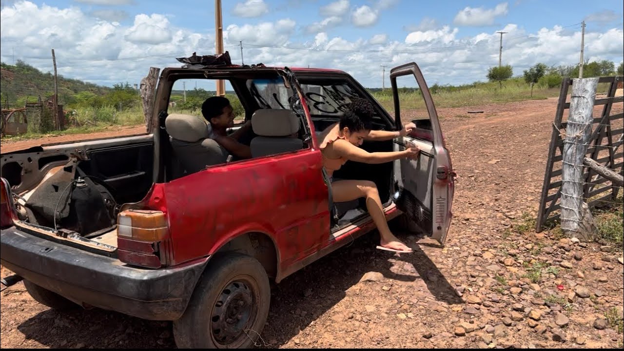 BRUTINHO FAZ BAGAÇ0 NO CARRO NOVO COM SUA NAM0RADA E QU4SE DA RUIM