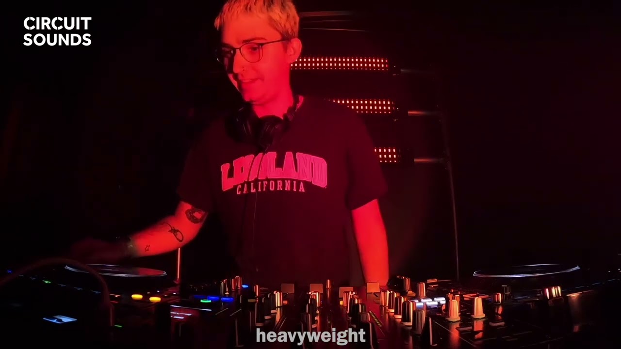 Circuit Sounds Selects - heavyweight (Jungle Mix)