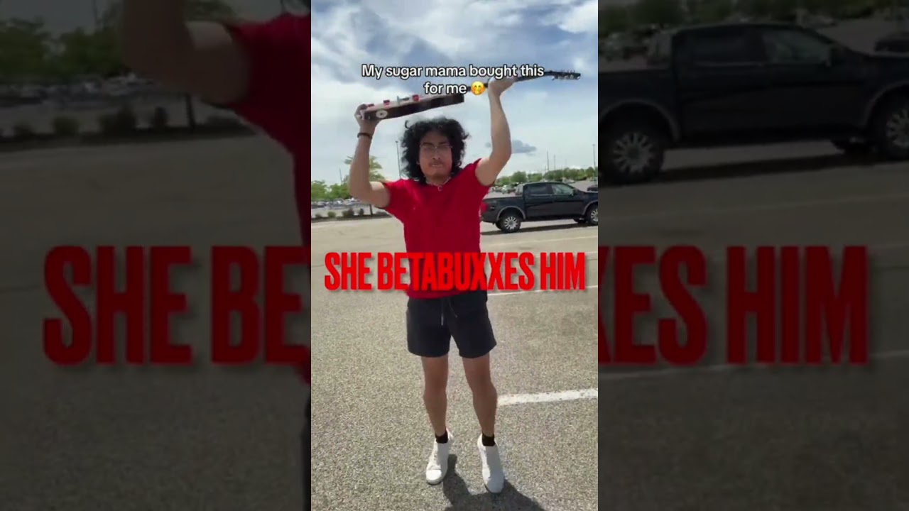 🇺🇸 Hot White Girl Gets Asian Man And Betabuxxes Him 🇺🇸 While White Men Often Betabux Asian Women