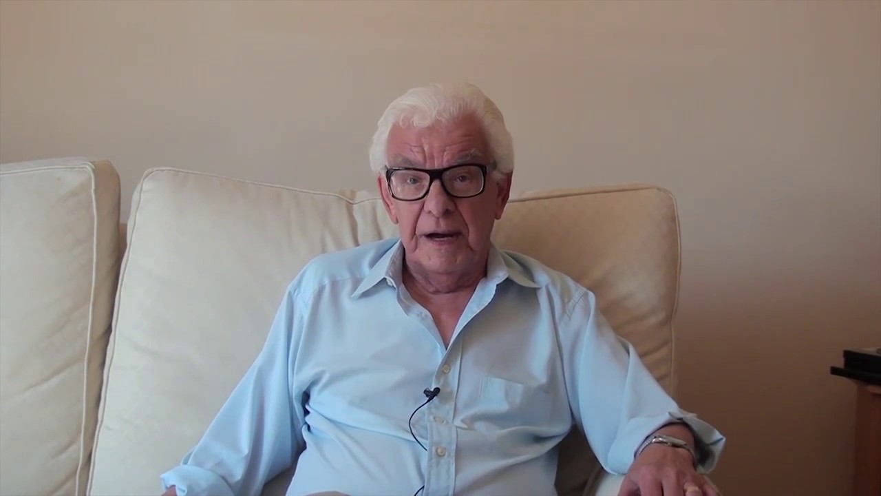 Barry Cryer - Parrot Joke Number 4