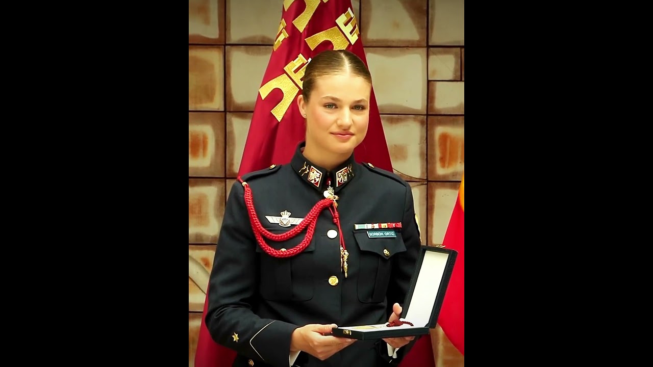 Princess Leonor in a green military uniform at an award ceremony.  #princess #leonor
