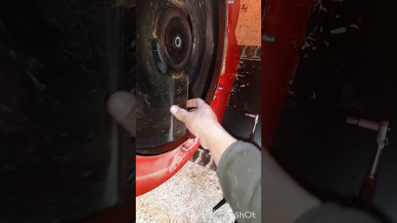 Como cambiar cuchillas y contracuchillas de trituradora CECCATO#agriculture #granja #maquinaagricola
